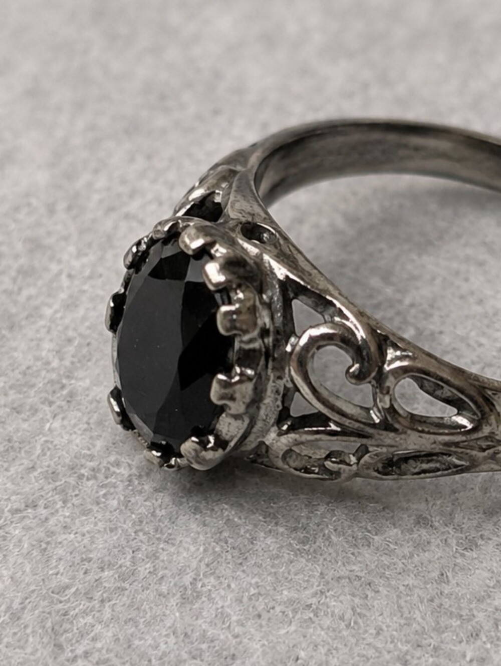 Vintage SETA 925 Sterling Silver Black Filigree Ring Oval Faux Onyx Size 8–8.5 - Picture 4 of 4